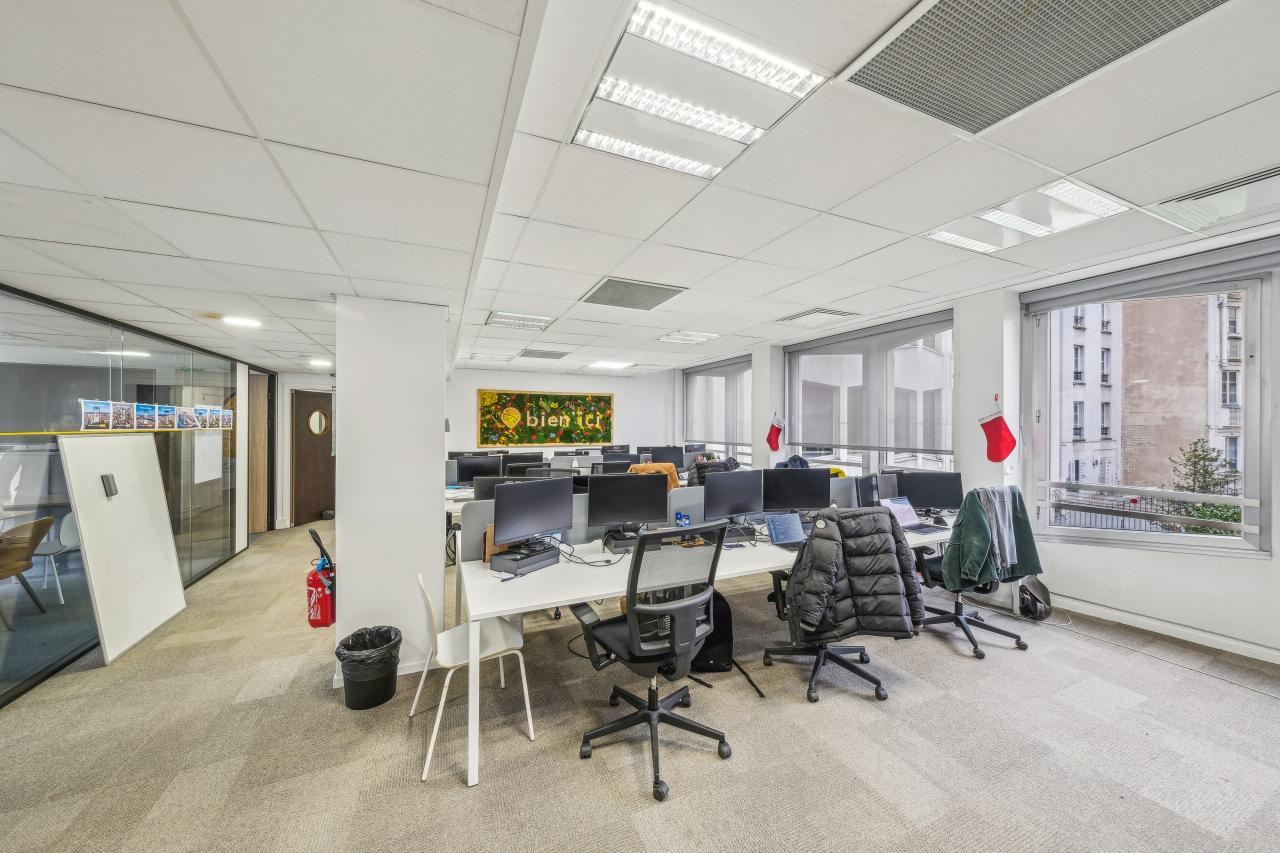Bureau Paris 903m² Location bureau Paris OLBUR2425578 3